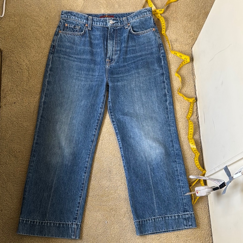 Women’s Seven For All Mankind high waist Wide Leg Crop Denim Sz 30